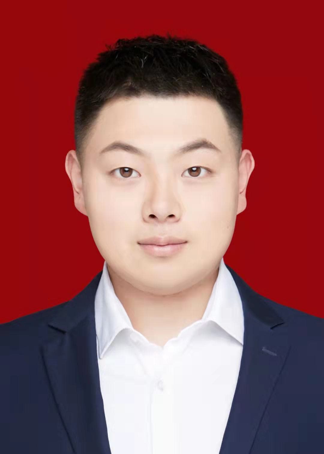 曲健隆
